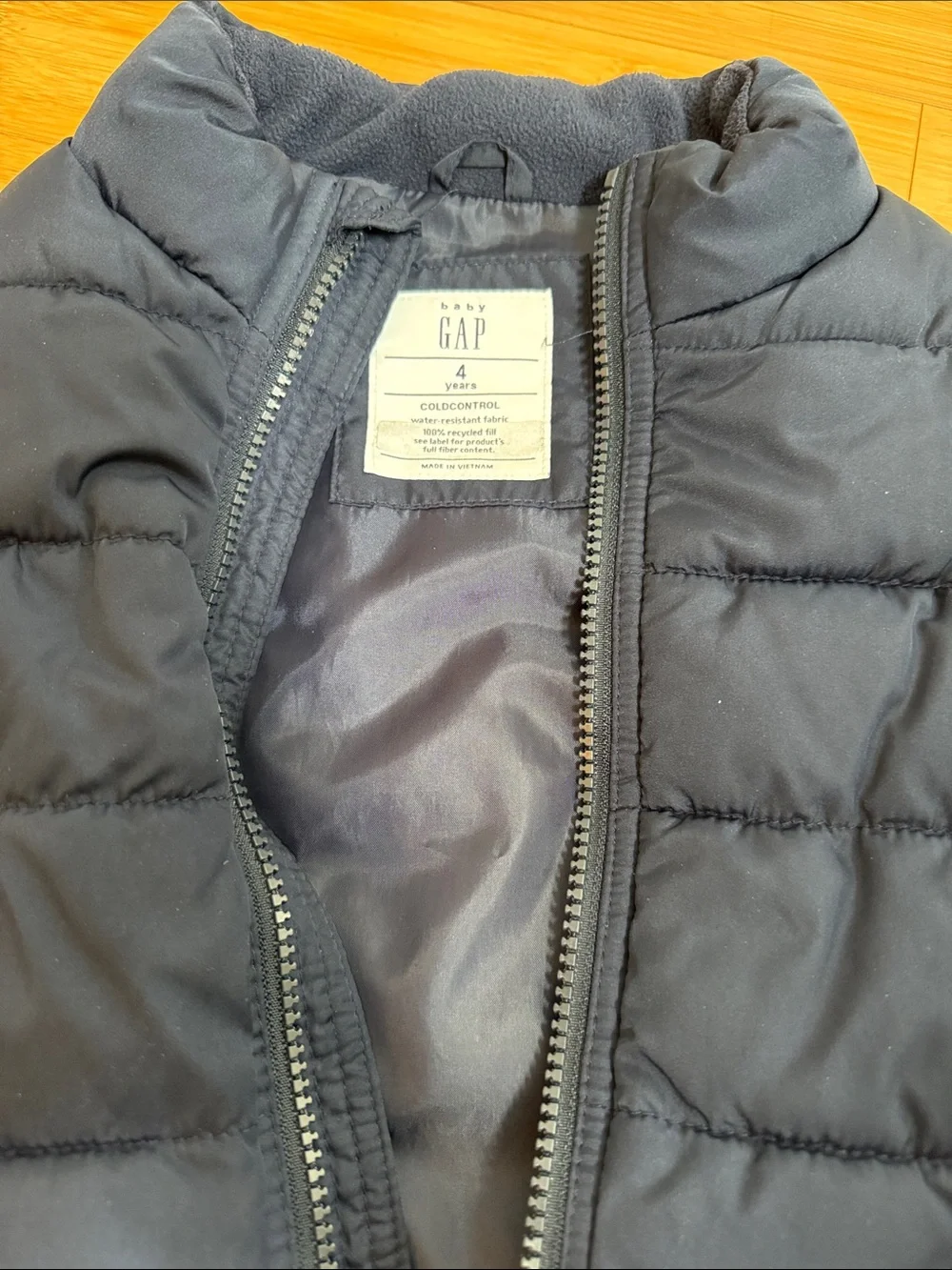 GAP Kids Navy Puffer Vest - SIZE 4